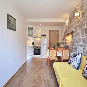 Nada Appartement Split